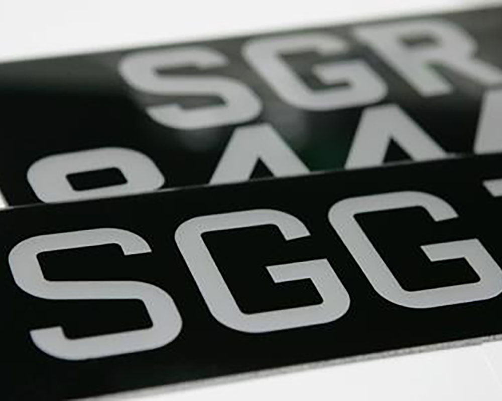 Acrylic Spray Paint Vehicle Licence Plates - Image 6